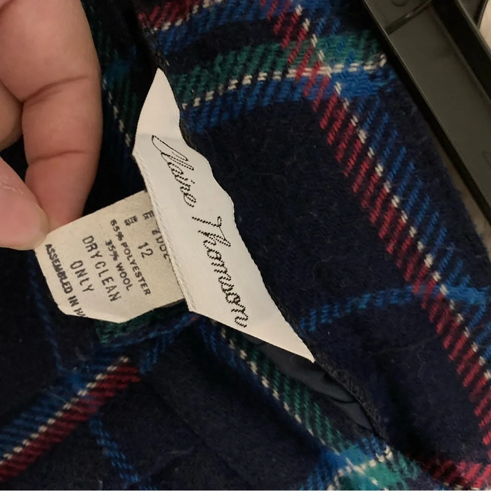 Elegant Plaid A-Line Skirt - Navy and Red - Picture 4 of 4